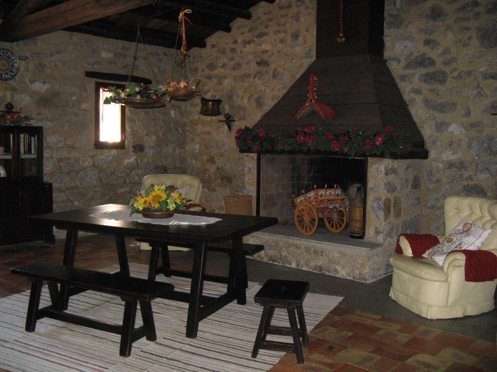 Crapa Licca Βίλα Ventimiglia di Sicilia Εξωτερικό φωτογραφία